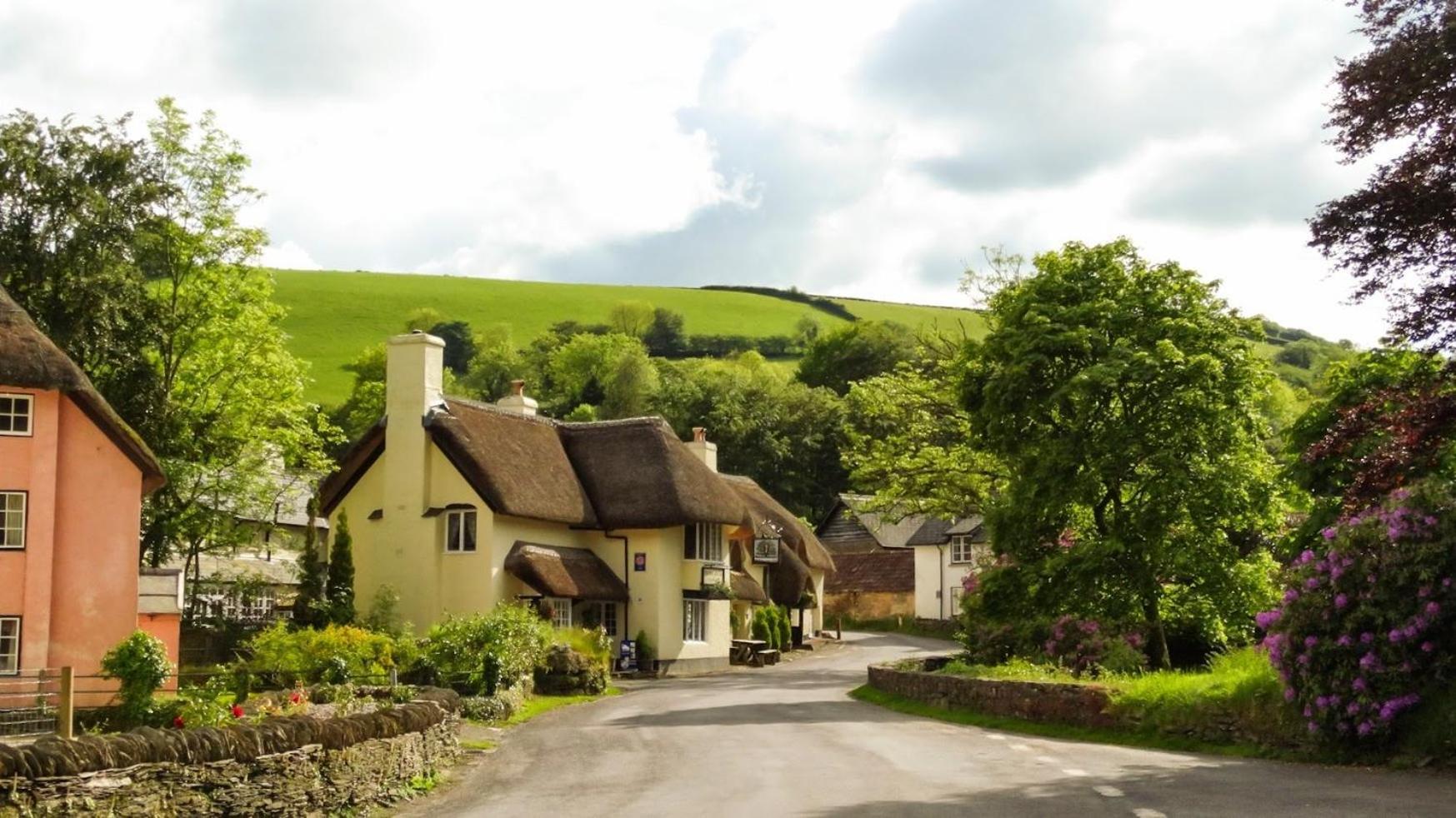 The Royal Oak Exmoor Hotel Winsford  ภายนอก รูปภาพ