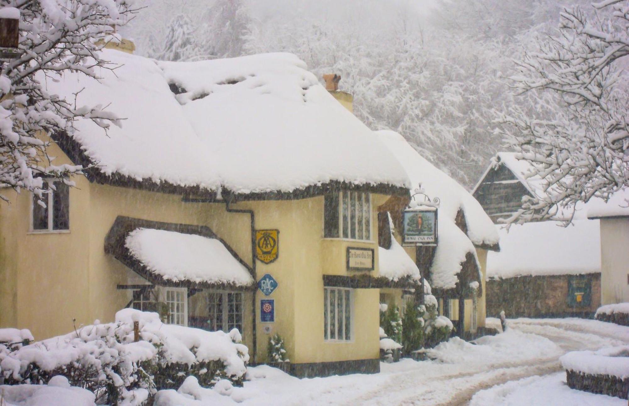 The Royal Oak Exmoor Hotel Winsford  ภายนอก รูปภาพ