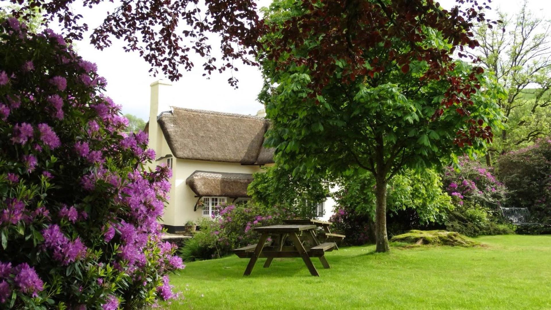 The Royal Oak Exmoor Hotel Winsford  ภายนอก รูปภาพ