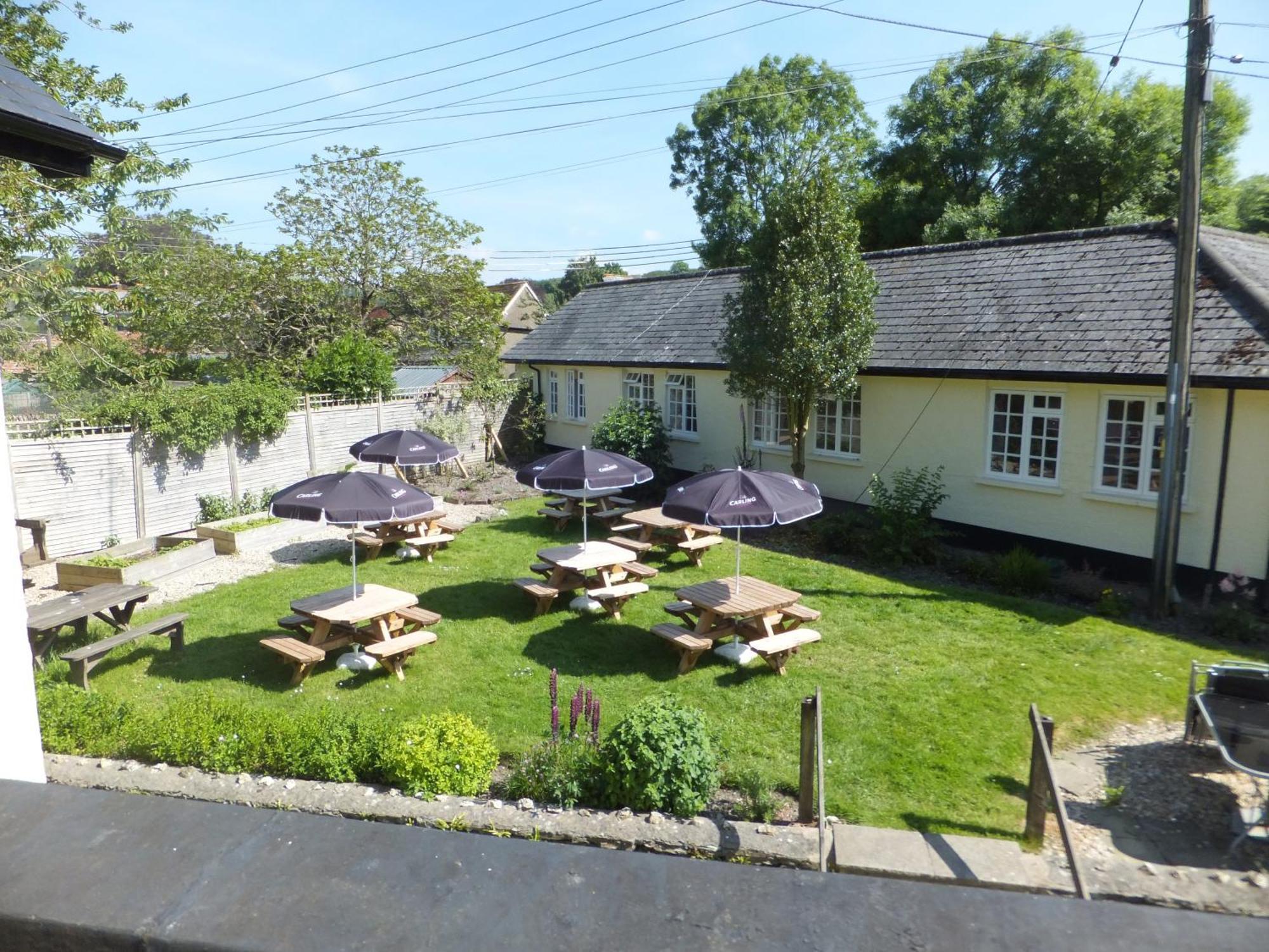 The Royal Oak Exmoor Hotel Winsford  ภายนอก รูปภาพ